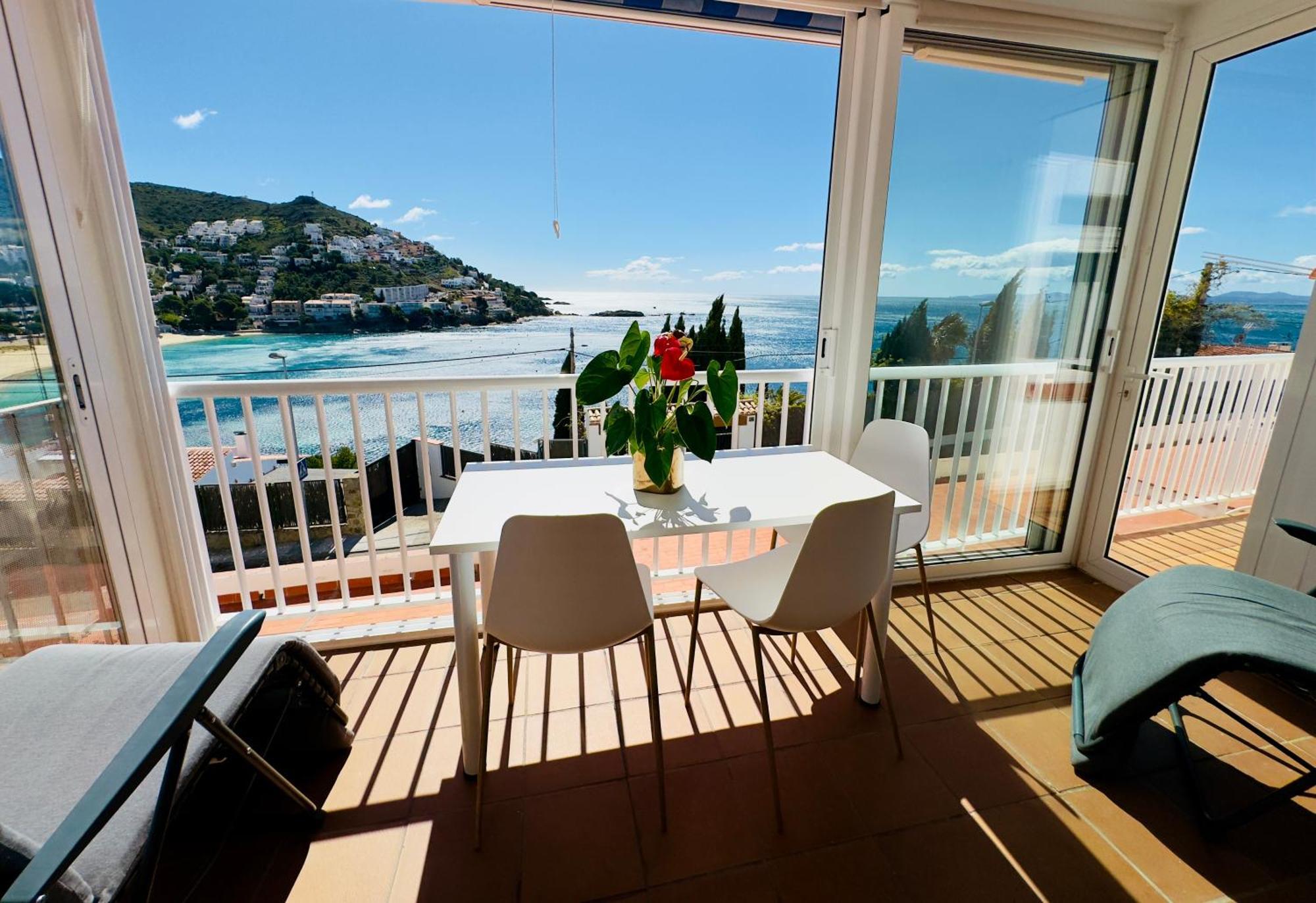 Apartamento Canyelles Playa Росас Экстерьер фото